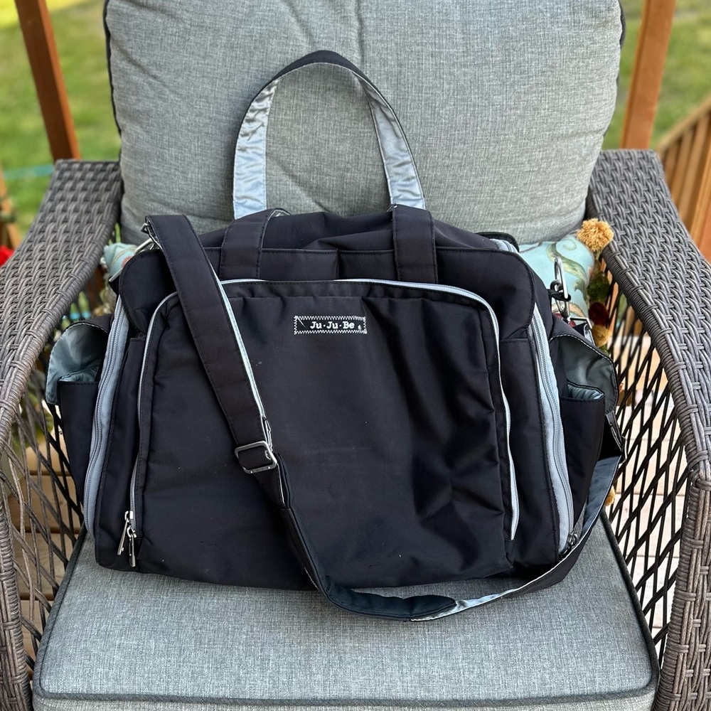 Ju-Ju-Be Black and Gray Diaper Bag
